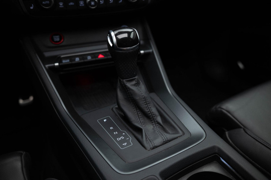 Audi RSQ3 TFSI quattro |Pano|B&O|Dodehoek|Camera|Ambient|Elek. stoelen|