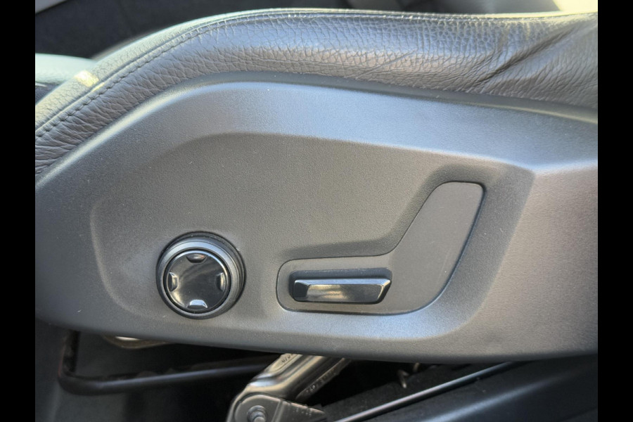Volvo XC60 2.0 Recharge T6 AWD Inscription 1e Eigenaar,Pano,Leder,Navi,340pk,PDC,Dealer Onderhouden,Apk tot 11-2026