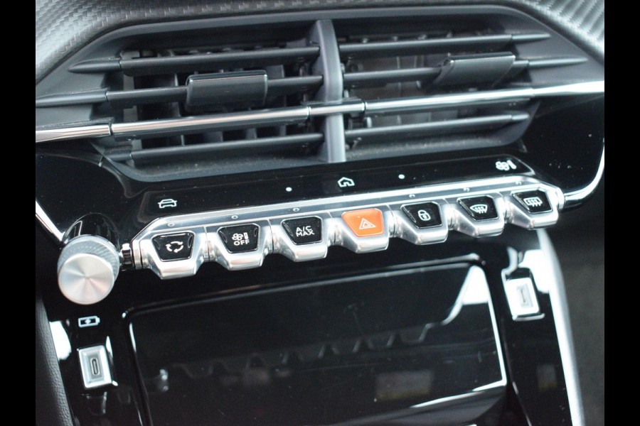 Peugeot 2008 1.2 PureTech 100 Allure NAVI & CARPLAY | CAMERA MET SENSOREN | E.C.C. |