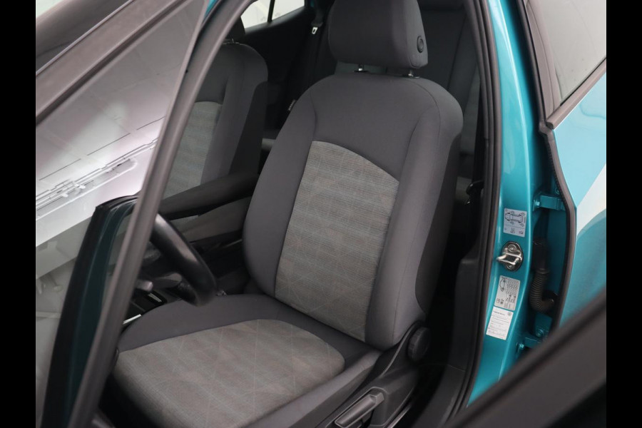 Volkswagen ID.3 First 58 kWh | Stoel & stuurverwarming | Adaptive cruise | Camera | Carplay | Navigatie | Full LED | Parkeerhulp | 18" lichtmetalen velgen
