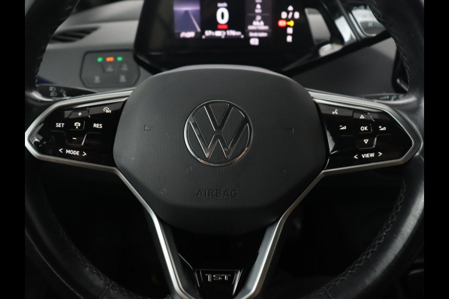 Volkswagen ID.3 First 58 kWh | Stoel & stuurverwarming | Adaptive cruise | Camera | Carplay | Navigatie | Full LED | Parkeerhulp | 18" lichtmetalen velgen