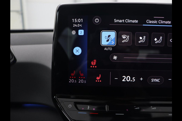 Volkswagen ID.3 First 58 kWh | Stoel & stuurverwarming | Adaptive cruise | Camera | Carplay | Navigatie | Full LED | Parkeerhulp | 18" lichtmetalen velgen