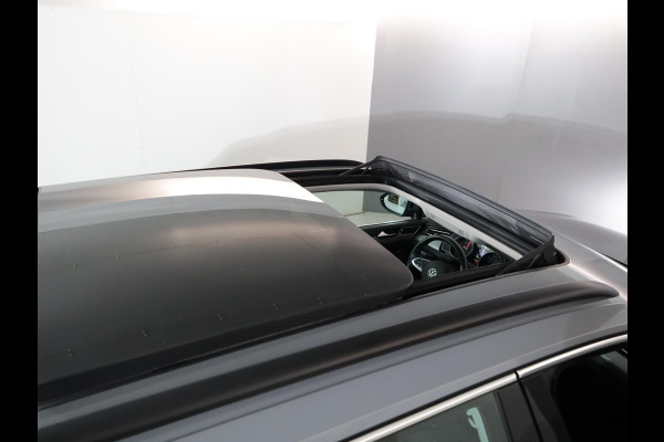 Volkswagen Passat 1.4 TSI PHEV GTE Business 218 pk Automaat (DSG) | Navigatie | Panoramadak | Parkeersensoren (Park assist) | Matrix LED koplampen | Stoelverwarming |