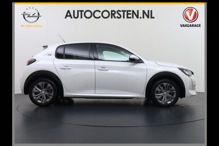 Peugeot e-208 EV Active 50kWh Automaat Apple Carplay Android Auto Navi Ecc 360°Camera Cruise Control Stoelverwarming Pdc DAB+ Keyless Privacy Glas Led Isofix Regen-Lichtsensor Rijstrooksensor Verkeersbord detectie