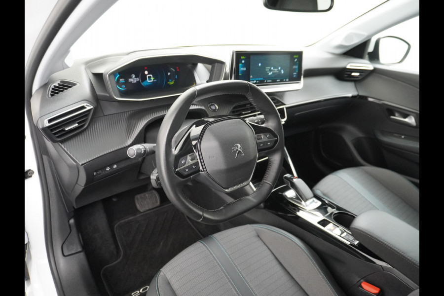 Peugeot e-208 EV Active 50kWh Automaat Apple Carplay Android Auto Navi Ecc 360°Camera Cruise Control Stoelverwarming Pdc DAB+ Keyless Privacy Glas Led Isofix Regen-Lichtsensor Rijstrooksensor Verkeersbord detectie