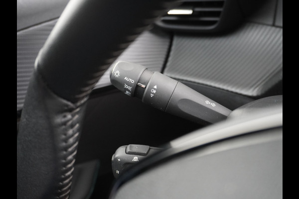 Peugeot e-208 EV Active 50kWh Automaat Apple Carplay Android Auto Navi Ecc 360°Camera Cruise Control Stoelverwarming Pdc DAB+ Keyless Privacy Glas Led Isofix Regen-Lichtsensor Rijstrooksensor Verkeersbord detectie