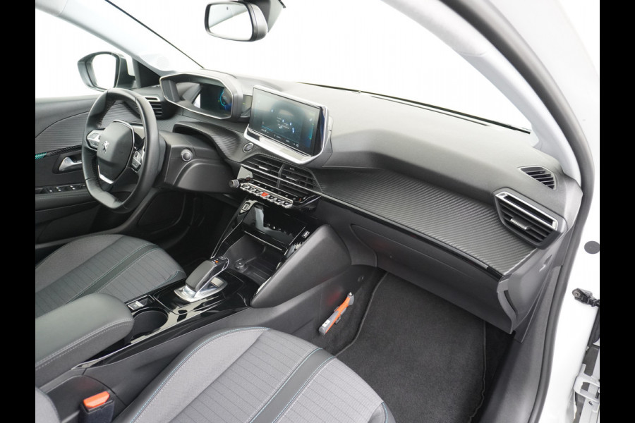 Peugeot e-208 EV Active 50kWh Automaat Apple Carplay Android Auto Navi Ecc 360°Camera Cruise Control Stoelverwarming Pdc DAB+ Keyless Privacy Glas Led Isofix Regen-Lichtsensor Rijstrooksensor Verkeersbord detectie