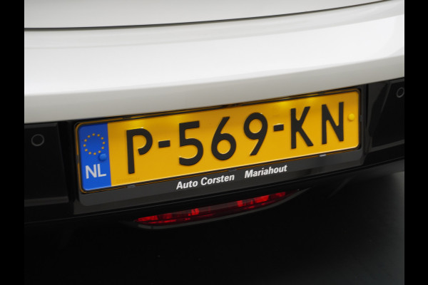 Peugeot e-208 EV Active 50kWh Automaat Apple Carplay Android Auto Navi Ecc 360°Camera Cruise Control Stoelverwarming Pdc DAB+ Keyless Privacy Glas Led Isofix Regen-Lichtsensor Rijstrooksensor Verkeersbord detectie