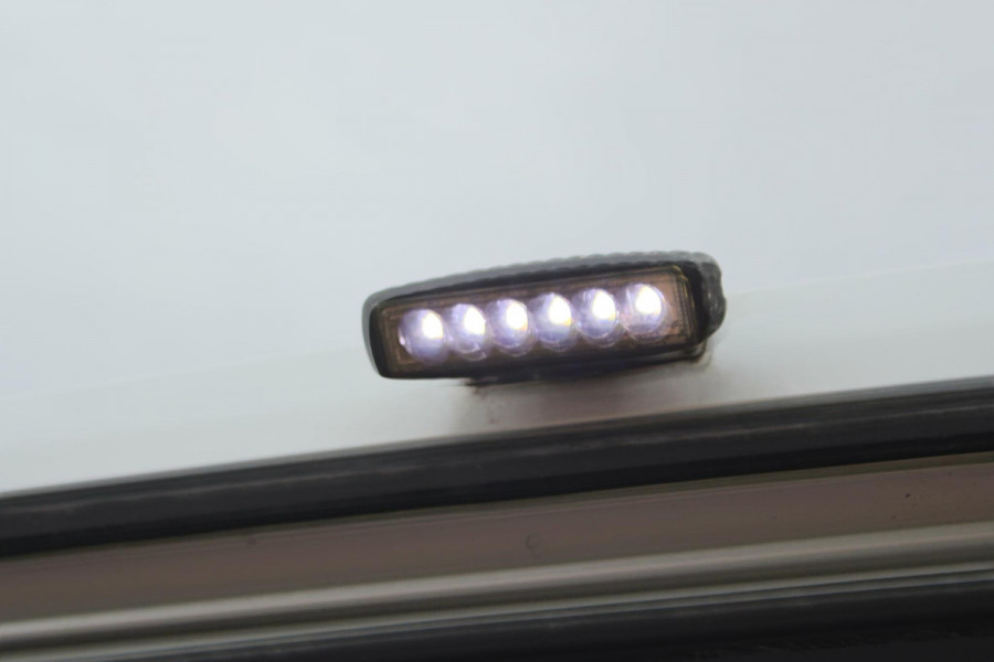 Ford Transit 350 2.0 TDCI L2H2 Trend SORTIMO, Navigatie, Camera, Flits verlichting, Powerstation 3500W, Standkachel motor en interieur