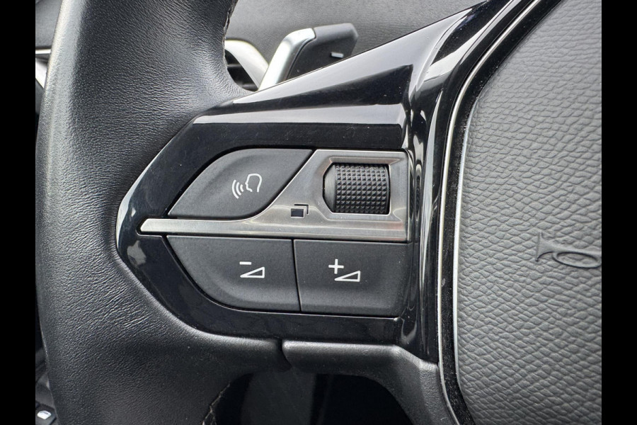 Peugeot 3008 1.6 HYbrid 300 Allure PHEV | 4x4 | Trekhaak | Nappa leder | Stoelverwarming | Achteruitrijcamera | Navigatie
