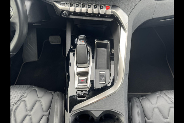 Peugeot 3008 1.6 HYbrid 300 Allure PHEV | 4x4 | Trekhaak | Nappa leder | Stoelverwarming | Achteruitrijcamera | Navigatie