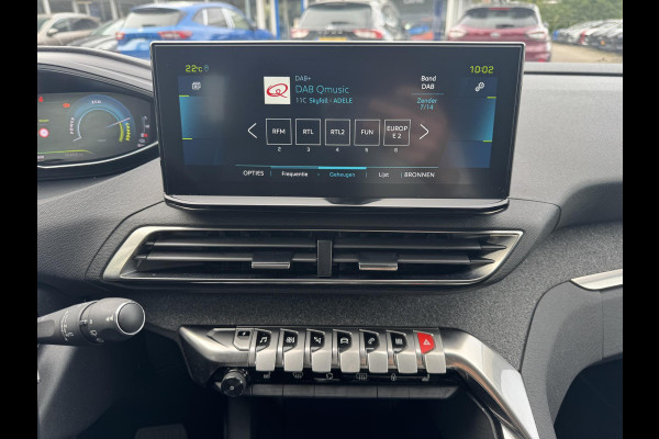 Peugeot 3008 1.6 HYbrid 300 Allure PHEV | 4x4 | Trekhaak | Nappa leder | Stoelverwarming | Achteruitrijcamera | Navigatie