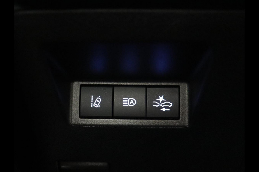 Toyota Yaris 1.5 Hybrid GR Sport | Sportstoelen | Leder/Alcantara | Camera | Climate control | Cruise control | Getint glas | Bluetooth