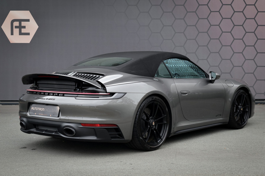 Porsche 911 Cabrio 3.0 Carrera 4 GTS | ACHTERASBESTURING | ADAPTIVE SPORTSTOELLEN PLUS | DECOR MAT CARBON | LICHT DESIGN PACK | SPORT DESIGN