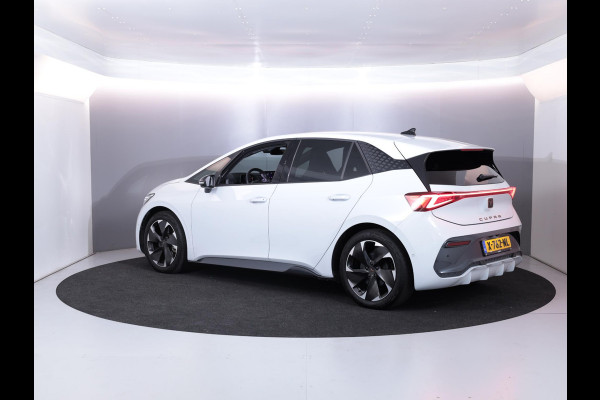 CUPRA Born Adrenaline 62 kWh 230 pk | Navigatie | Parkeersensoren (Park assist) | Rondomzicht camera | LED koplampen | Stoelverwarming | BEATS audio system |