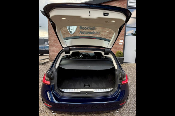 BMW 3 Serie Touring 320e Individual, Laser, Bus. Ed. Plus (NL-auto NAP)