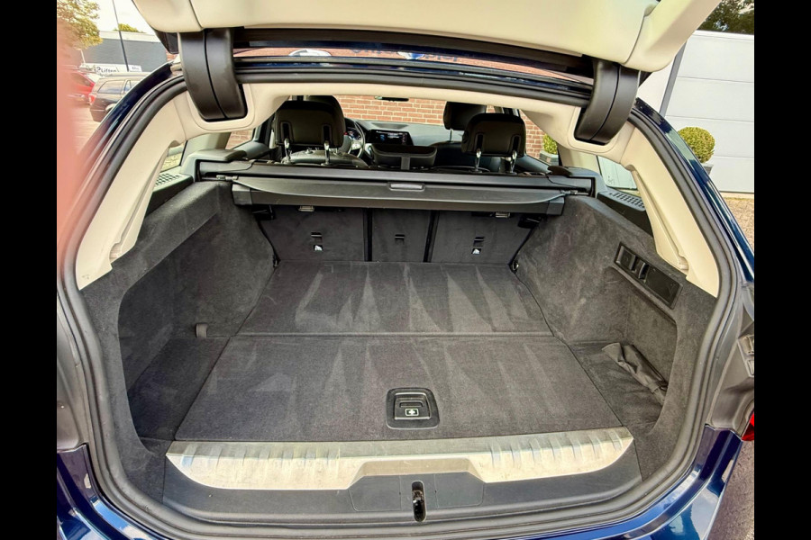 BMW 3 Serie Touring 320e Individual, Laser, Bus. Ed. Plus (NL-auto NAP)