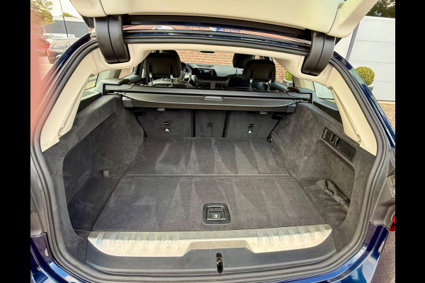BMW 3 Serie Touring 320e Individual, Laser, Bus. Ed. Plus (NL-auto NAP)