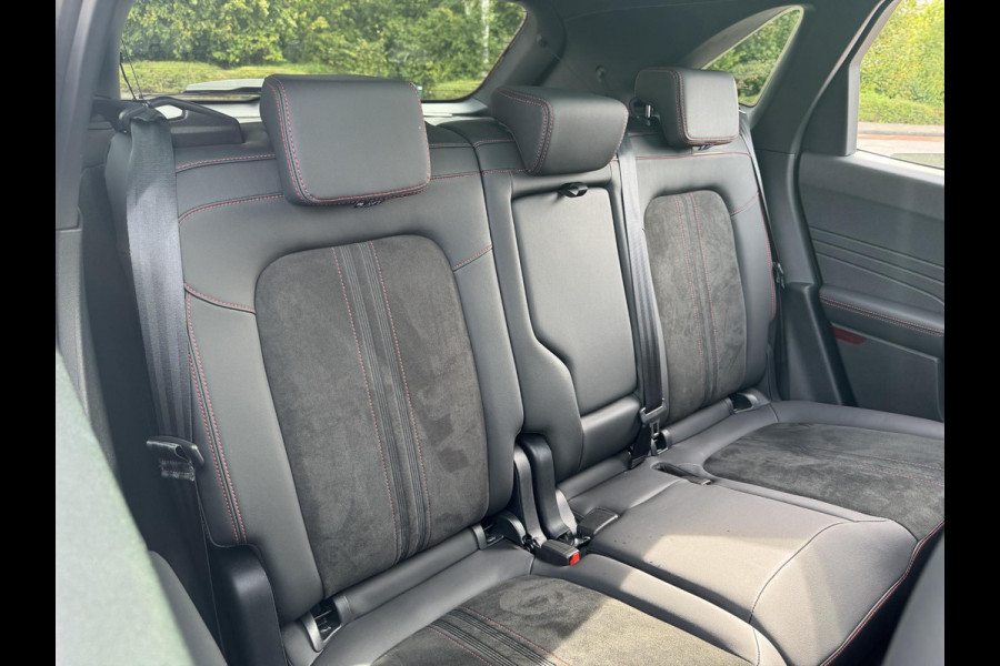 Ford Kuga 2.5 FHEV ST-Line X | SCI | 190pk | Driver Assistance Pack | Winterpack | Panoramadak | Technology Pack | Geen Stekker nodig | All Season banden