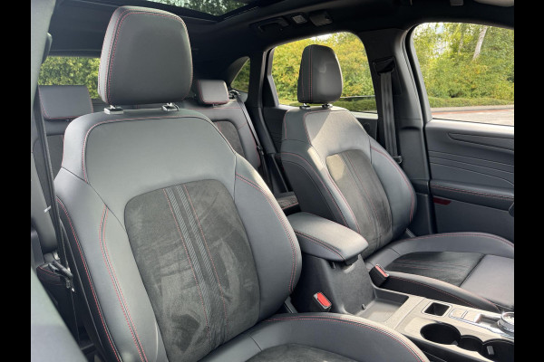 Ford Kuga 2.5 FHEV ST-Line X | SCI | 190pk | Driver Assistance Pack | Winterpack | Panoramadak | Technology Pack | Geen Stekker nodig | All Season banden