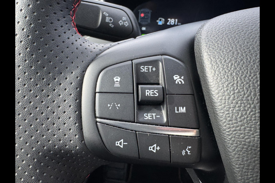 Ford Kuga 2.5 FHEV ST-Line X | SCI | 190pk | Driver Assistance Pack | Winterpack | Panoramadak | Technology Pack | Geen Stekker nodig | All Season banden
