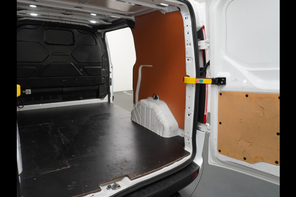Ford Transit Custom 280 2.0TDCI 130PK L1H1 3-Persoons Apple Carplay Android Auto Airco Trekhaak Camera Cruise Control Pdc Voorruitverwarming Trend Regen-Lichtsensor Betonplex Vloer Wandbetimmering Schuifdeur Euro 6 385NM Koppel Zeer Compleet!