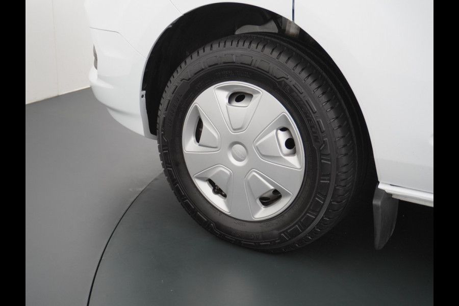 Ford Transit Custom 280 2.0TDCI 130PK L1H1 3-Persoons Apple Carplay Android Auto Airco Trekhaak Camera Cruise Control Pdc Voorruitverwarming Trend Regen-Lichtsensor Betonplex Vloer Wandbetimmering Schuifdeur Euro 6 385NM Koppel Zeer Compleet!