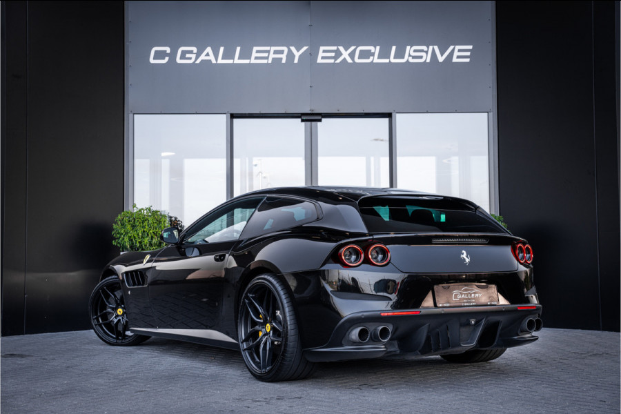 Ferrari GTC4Lusso T 3.9 V8 - Nero Daytona | Passenger Display | Lift | Stoelkoeling | Memory