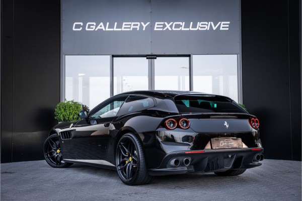 Ferrari GTC4Lusso T 3.9 V8 - Nero Daytona | Passenger Display | Lift | Stoelkoeling | Memory