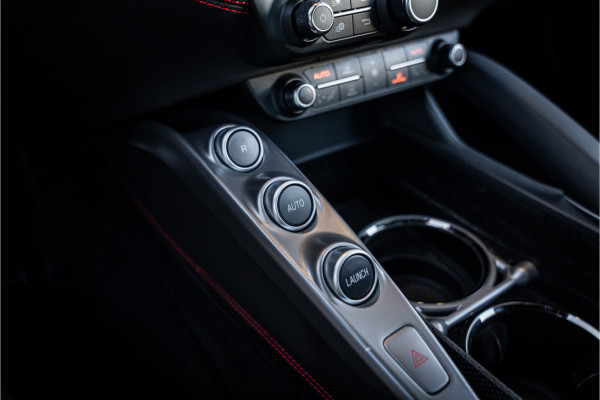 Ferrari GTC4Lusso T 3.9 V8 - Nero Daytona | Passenger Display | Lift | Stoelkoeling | Memory
