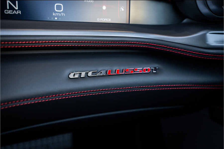 Ferrari GTC4Lusso T 3.9 V8 - Nero Daytona | Passenger Display | Lift | Stoelkoeling | Memory