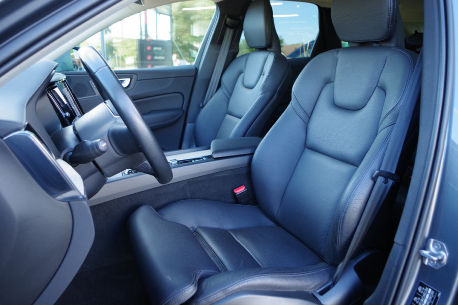 Volvo XC60 2.0 T8 Plug-in Hybrid AWD Inscription 390 PK, Panoramadak, 360 Camera, Leder