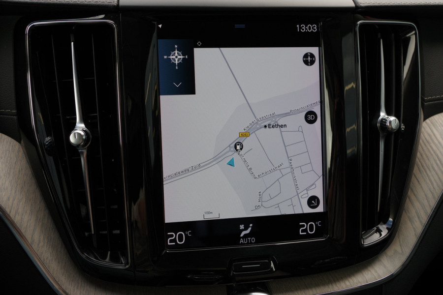 Volvo XC60 2.0 T8 Plug-in Hybrid AWD Inscription 390 PK, Panoramadak, 360 Camera, Leder