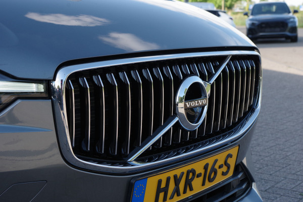 Volvo XC60 2.0 T8 Plug-in Hybrid AWD Inscription 390 PK, Panoramadak, 360 Camera, Leder