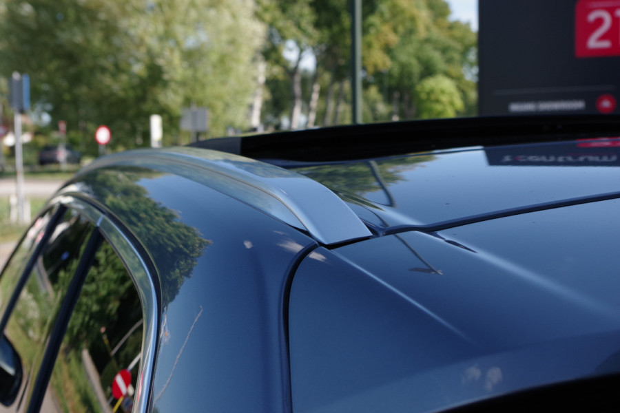 Volvo XC60 2.0 T8 Plug-in Hybrid AWD Inscription 390 PK, Panoramadak, 360 Camera, Leder