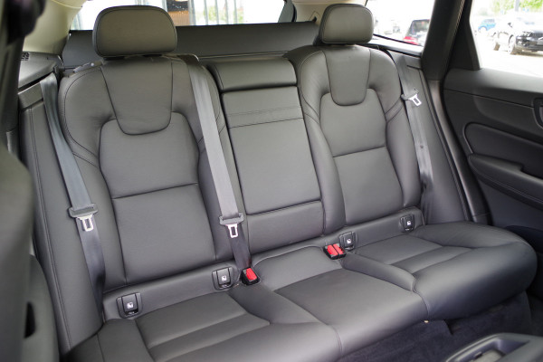Volvo XC60 2.0 T8 Plug-in Hybrid AWD Inscription 390 PK, Panoramadak, 360 Camera, Leder