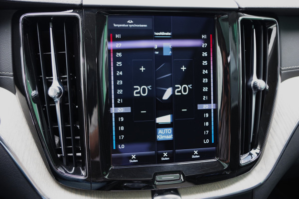 Volvo XC60 2.0 T8 Plug-in Hybrid AWD Inscription 390 PK, Panoramadak, 360 Camera, Leder