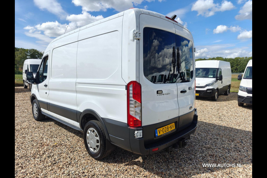 Ford Transit 350 2.0 TDCI L2H2 Trend , 1e Eig , Ex overheid , Euro 6 , Airco, Camera , cruise , in pracht staat.
