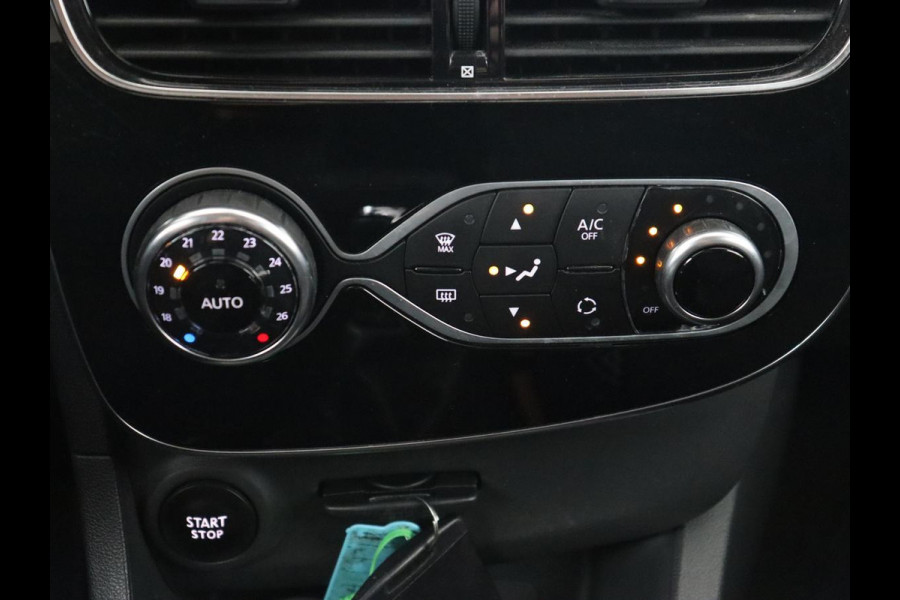 Renault Clio 0.9 TCe Limited | Navigatie | Climate control | Parkeerhulp | Cruise control | Bluetooth | Getint glas