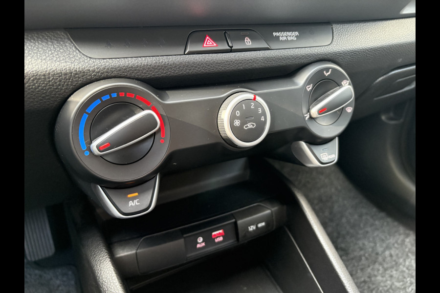Kia Stonic 1.0 T-GDi 120pk ComfortPlusLine Navigator CAMERA/CARPLAY/NAVI/CRUISE/PDC/TREKHAAK