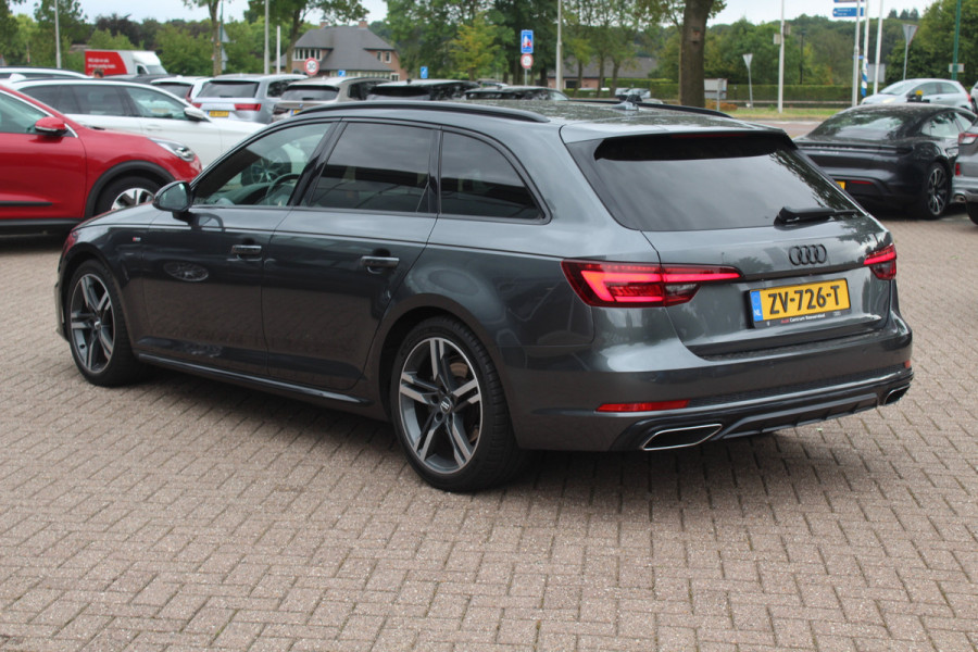 Audi A4 Avant 40 TFSI 191pk Sport S line black edition / Leder / Navigatie / Parkeerhulp V+A / 18'' / LED Koplampen / Getint glas / Cruise Control