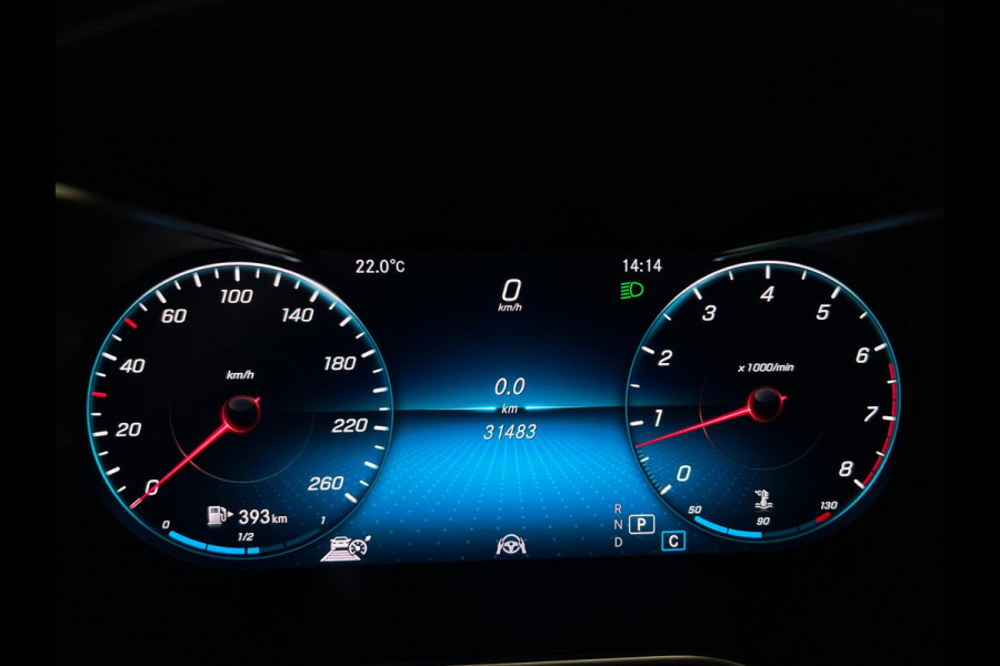Mercedes-Benz C-Klasse Estate 180 / AMG / NL-auto / Leder / Distronic