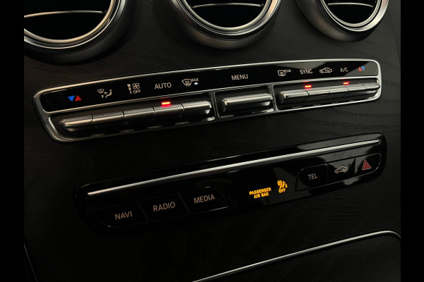 Mercedes-Benz C-Klasse Estate 180 / AMG / NL-auto / Leder / Distronic