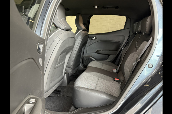 Renault Clio 1.0 TCe Intens | Groot Navi | 360 | ACC | Blindspot | 17" | PDC V+A | Carplay | Dealer onderhouden!