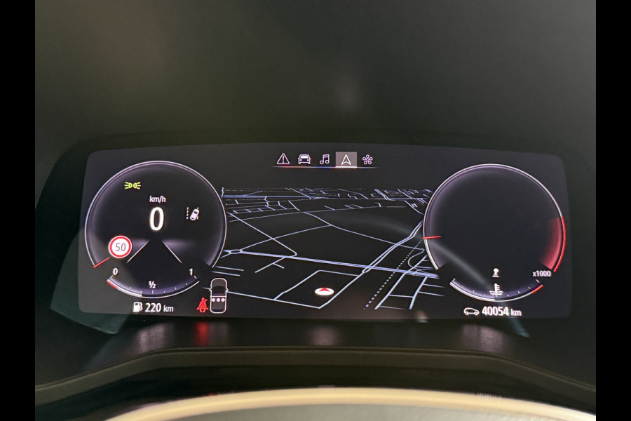 Renault Clio 1.0 TCe Intens | Groot Navi | 360 | ACC | Blindspot | 17" | PDC V+A | Carplay | Dealer onderhouden!