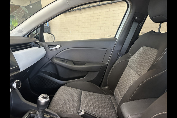 Renault Clio 1.0 TCe 90pk Techno | Navi | Camera | 16" | PDC V+A | Carplay |