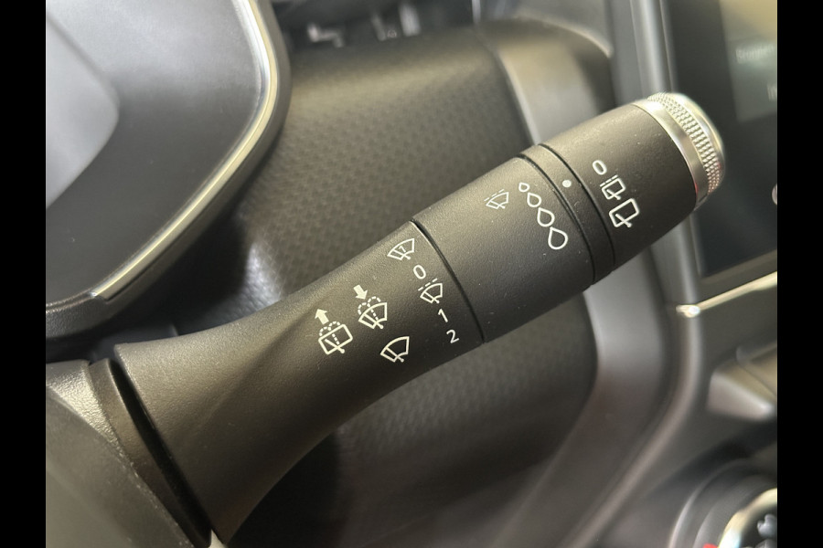 Renault Clio 1.0 TCe 100 pk AUT | Navi Carplay | 15" | Airco | PDC | Cruise control | Stoelverwarming | Keurig nette Clio Automaat!