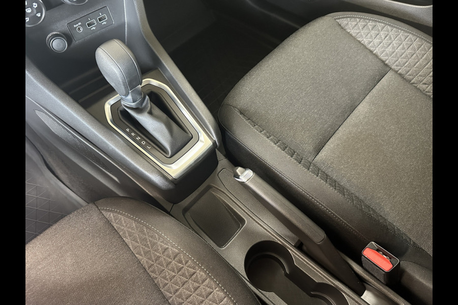 Renault Clio 1.0 TCe 100 pk AUT | Navi Carplay | 15" | Airco | PDC | Cruise control | Stoelverwarming | Keurig nette Clio Automaat!