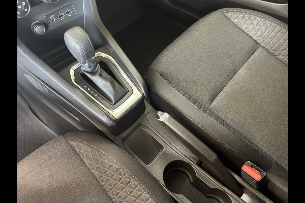 Renault Clio 1.0 TCe 100 pk AUT | Navi Carplay | 15" | Airco | PDC | Cruise control | Stoelverwarming | Keurig nette Clio Automaat!