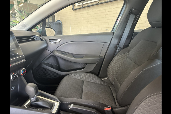 Renault Clio 1.0 TCe 100 pk AUT | Navi Carplay | 15" | Airco | PDC | Cruise control | Stoelverwarming | Keurig nette Clio Automaat!